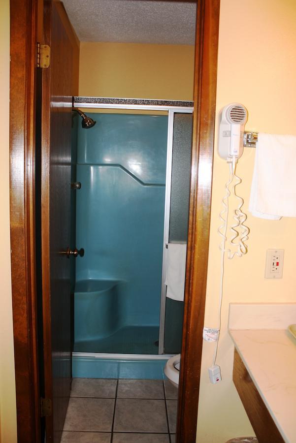 Lake Palestine Motor Inn Coffee City Room photo